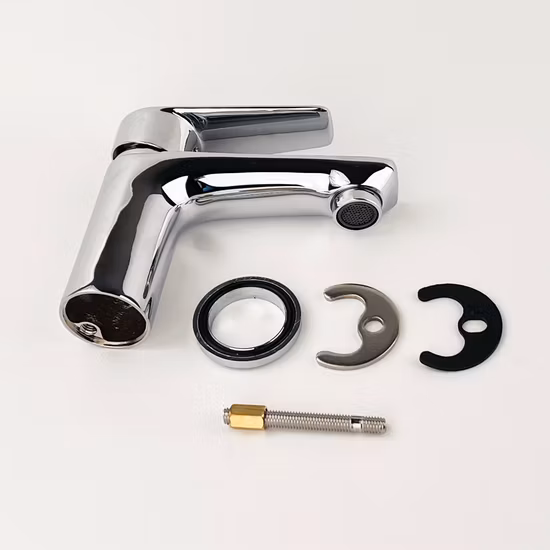 Grande rubinetto per lavandino personalizzato Cina Rubinetto per lavandino in ottone Gl6701A67 Struttura a foro singolo Rubinetto per lavandino del bagno Materiale cromato Produttore di rubinetti per lavandino della cucina